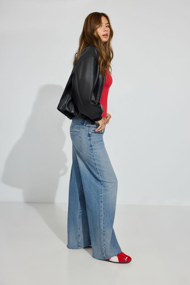 Blue Women Garage Low Rise Wide Leg Jeans | A-6518407