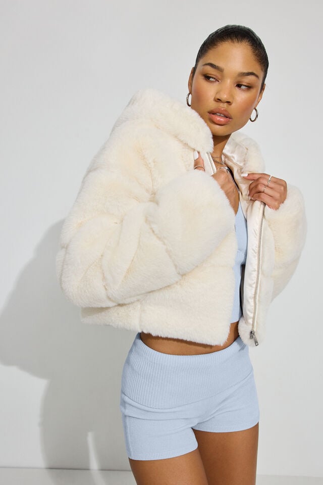 White Women Garage Faux-fur Down Jackets | A-8093421