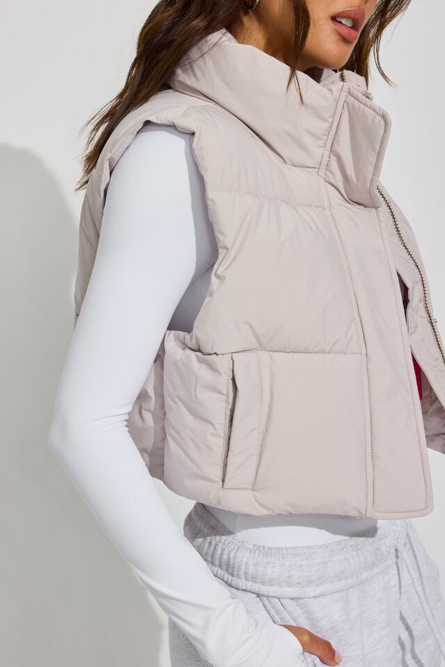 White Women Garage Mini 2.0 Puffer Vest | A-4392168