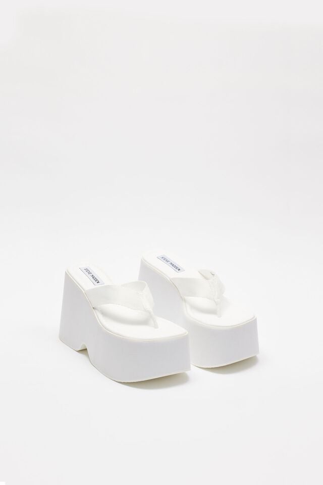 White Women Garage Steve Madden Gwen Platform Sandals | A-2045713